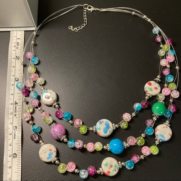 Multi strand glass beads Necklace - Picture 3 of 4